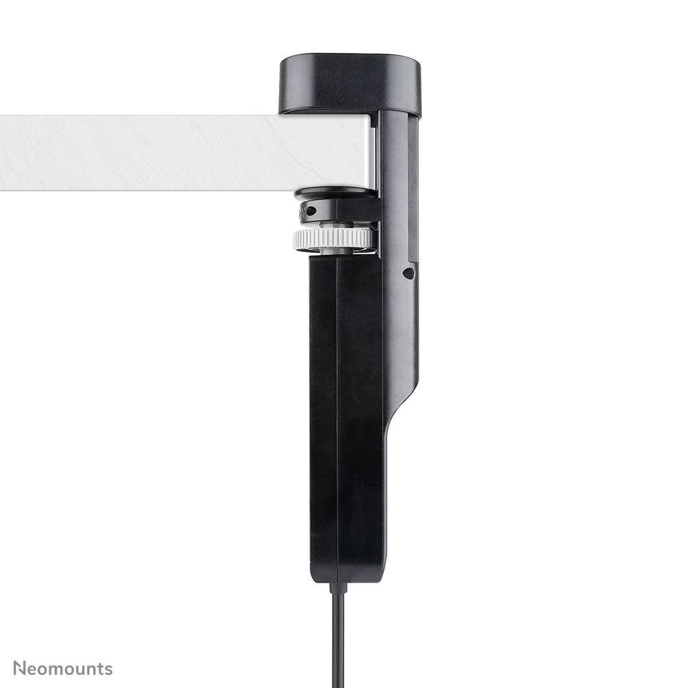 Neomounts VOLT DS22-840BL6 Tischsteckdose mit Klemme - 2 x USB-C (20W), 1x USB-A (18W), 3 x 230V. Steckdose Typ F 3680 Watt- 1,4 m Kabel - Schnellladung - schwarz